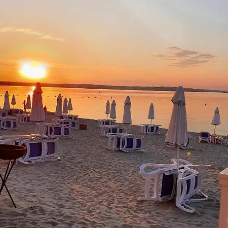 Eve Santa Marina - Sea, Pools, Relax Feriehus